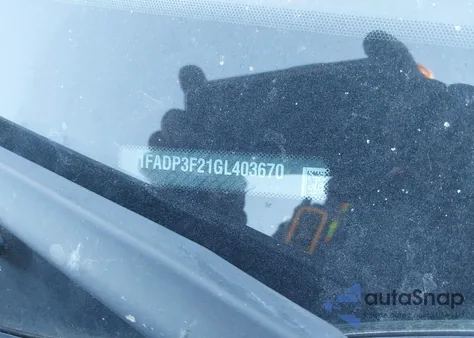 2016 Ford Focus Se z USA, uszkodzony, nr VIN 1FADP3F21GL403670